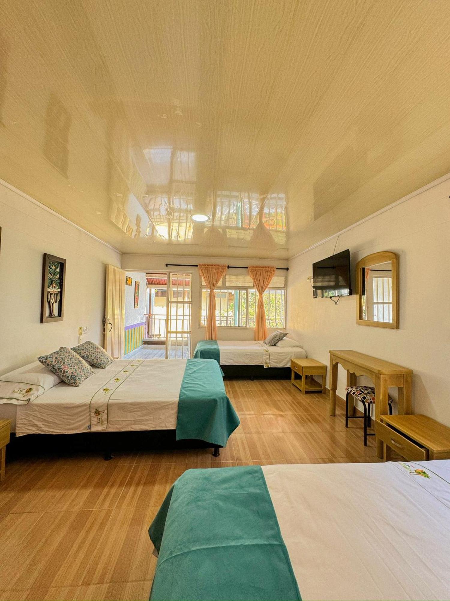 Eco Palmas Hotel 2*